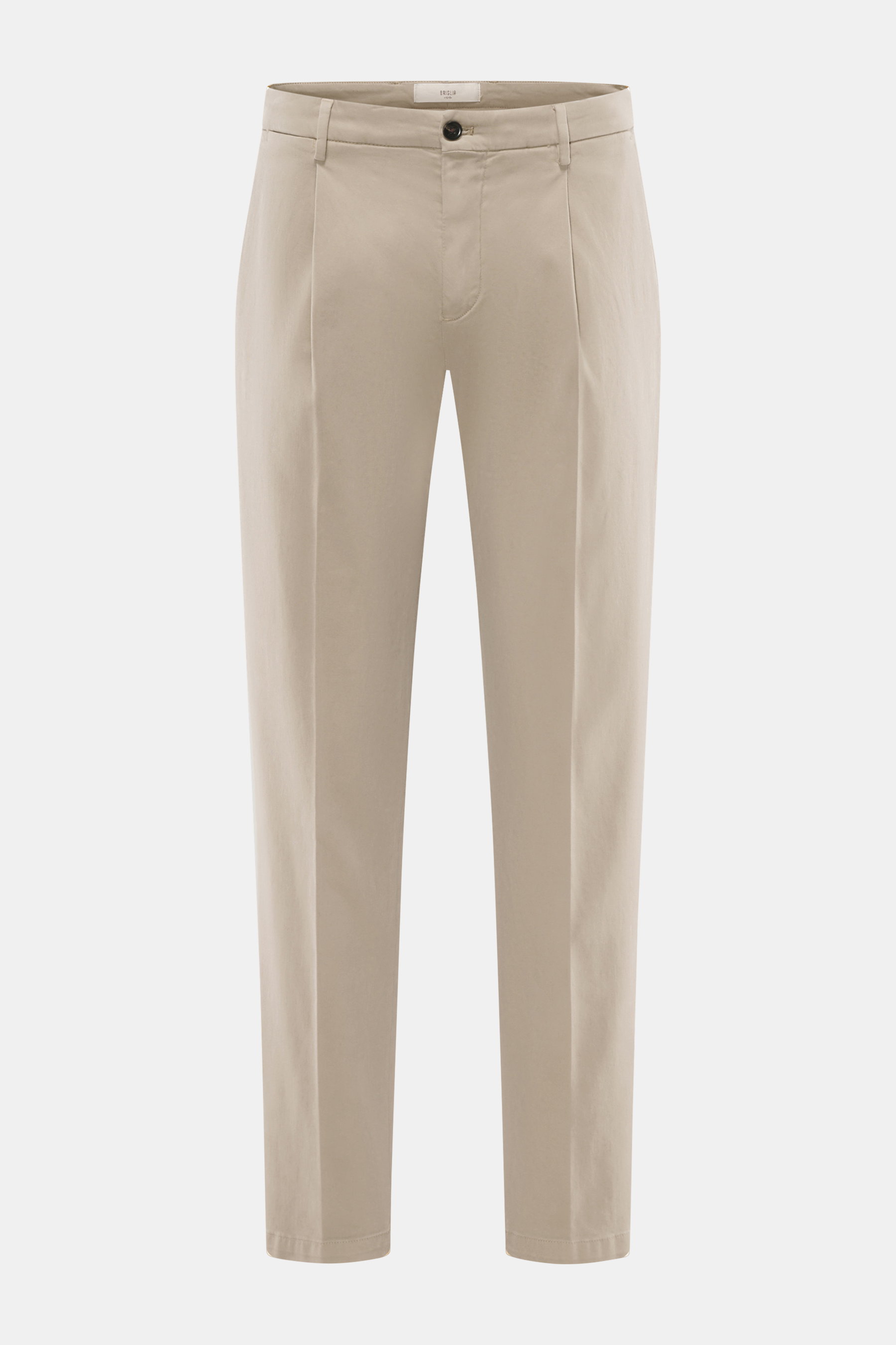Briglia 1949 Chino beige, frontal fotografiert, knöchellang, tapered Fit, elastische Baumwolle, Reißverschluss, Bundknopf, französische Taschen.