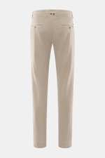 Mason's Corduroy Pants 'Torino Style' grey shown from the back, slim fit, tapered, soft cotton-lyocell blend with stretch, zip fly, button, French pockets, piped buttoned back pockets. Would you like some cool corduroy pants? Then the 'Torino Style' model