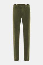 Mason's Cordhose 'Torino Style' dunkelgrün, slim fit, schmal zulaufend, Cord aus Baumwolle/Lyocell, Zip Fly, Bundknopf, französische Taschen, frontal fotografiert.