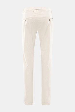 Mason's Chino 'Torinostyle' cream shown from back, slim and tapered fit with soft touch, modal, cotton, microfiber, zipper, buttons, French and piped back pockets with button, typical metal initial.