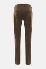 Mason's Chino 'Torinostyle' brown shown from the back, slim and tapered fit with zipper, buttons, French pockets, piped back pockets with button, typical metal initial, made of a soft touch mix of modal, cotton, and microfiber.