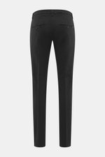 Dondup Chino 'Gaubert' anthrazit, Rückansicht, Slim Fit, schmal geschnittene Wade, Baumwolle/Lyocell, elastisch, Reißverschluss, Slide Button, französische Taschen, Gesäßtaschen mit Knopf, Metall-Initial.