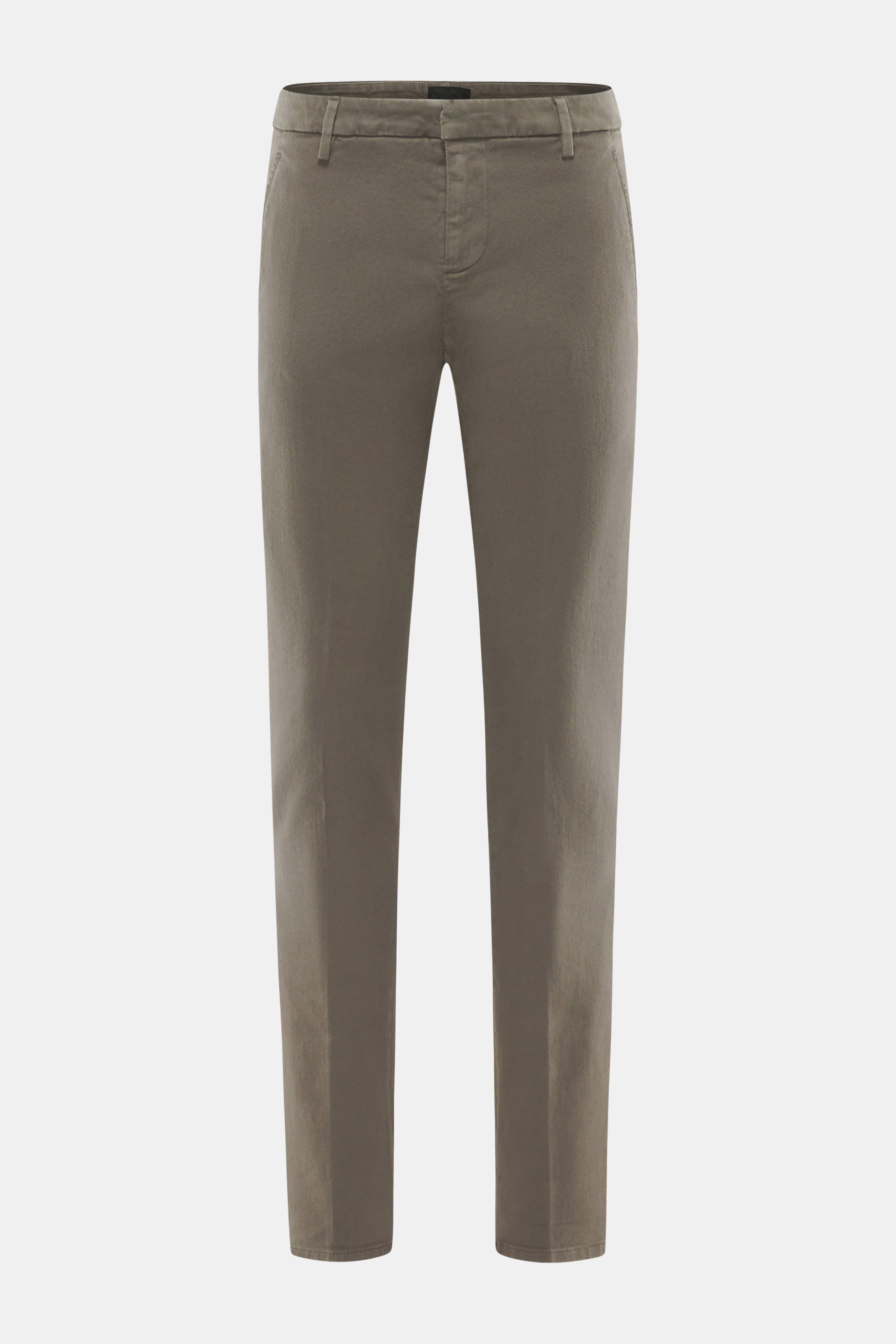 Dondup Chino 'Gaubert' khaki, frontal fotografiert, Slim Fit, schmal geschnittene Wade, Mix aus Baumwolle und Lyocell, elastisch, Reißverschluss, Slide Button, französische Taschen, Gesäßtaschen mit Knopf, typisches Metall-Initial.