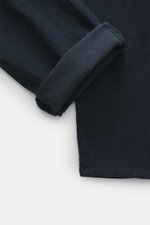 Close-up of navy Dondup Corduroy pants 'Spiritissimo' showing velvety fine elastic cotton cord, folded cuff detail, photographed from above.

Description: <p>Especially comfortable, velvety fine cord made of elastic cotton makes the 'Spiritissimo' by DOND