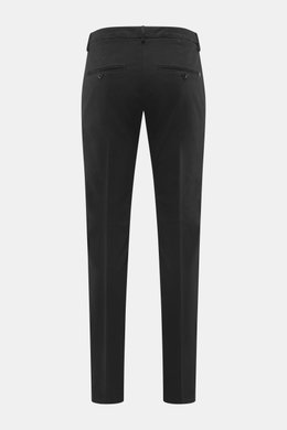 Dondup Chino 'Gaubert' schwarz, Rückansicht, Slim Fit, elastische Baumwolle, schmal geschnittene Wade, französische Taschen, Gesäßtaschen mit Knopf, Metall-Initial, Reißverschluss und Slide Button.