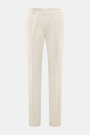 Front view of GTA Chino 'Herrick' cream pants made of elastic cotton with soft touch, regular fit, low waist height, zipper and waistband button, elastic insert in waistband, side adjuster, double waistband pleat, French pockets, and back pockets with but