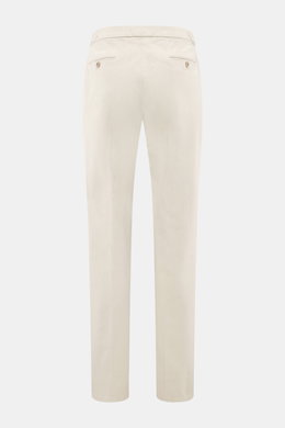 GTA Chino 'Herrick' cream shown from the back, elastic cotton, soft touch, regular fit, low waist, zipper and button, elastic waistband insert, side adjuster, double waistband pleat, French pockets, back pockets with button.