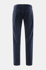 Rear view of Closed Corduroy Pants 'Clifton' navy in soft cotton corduroy with slight stretch, regular fit, French and welt pockets, zipper, and waistband hook.

Description: 
<p>With the casual 'Clifton' pants made of soft cotton corduroy from the trouse