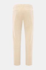 Closed Cordhose 'Clifton' sand von CLOSED, Rückansicht, Baumwoll-Cord mit französischen Taschen, Regular Fit, leicht schmal zulaufend, Reißverschluss.
