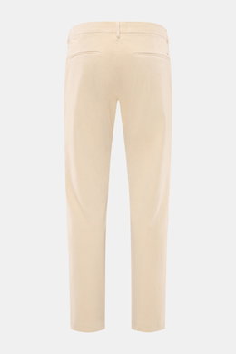 Closed Cordhose 'Clifton' sand von CLOSED, Rückansicht, Baumwoll-Cord mit französischen Taschen, Regular Fit, leicht schmal zulaufend, Reißverschluss.