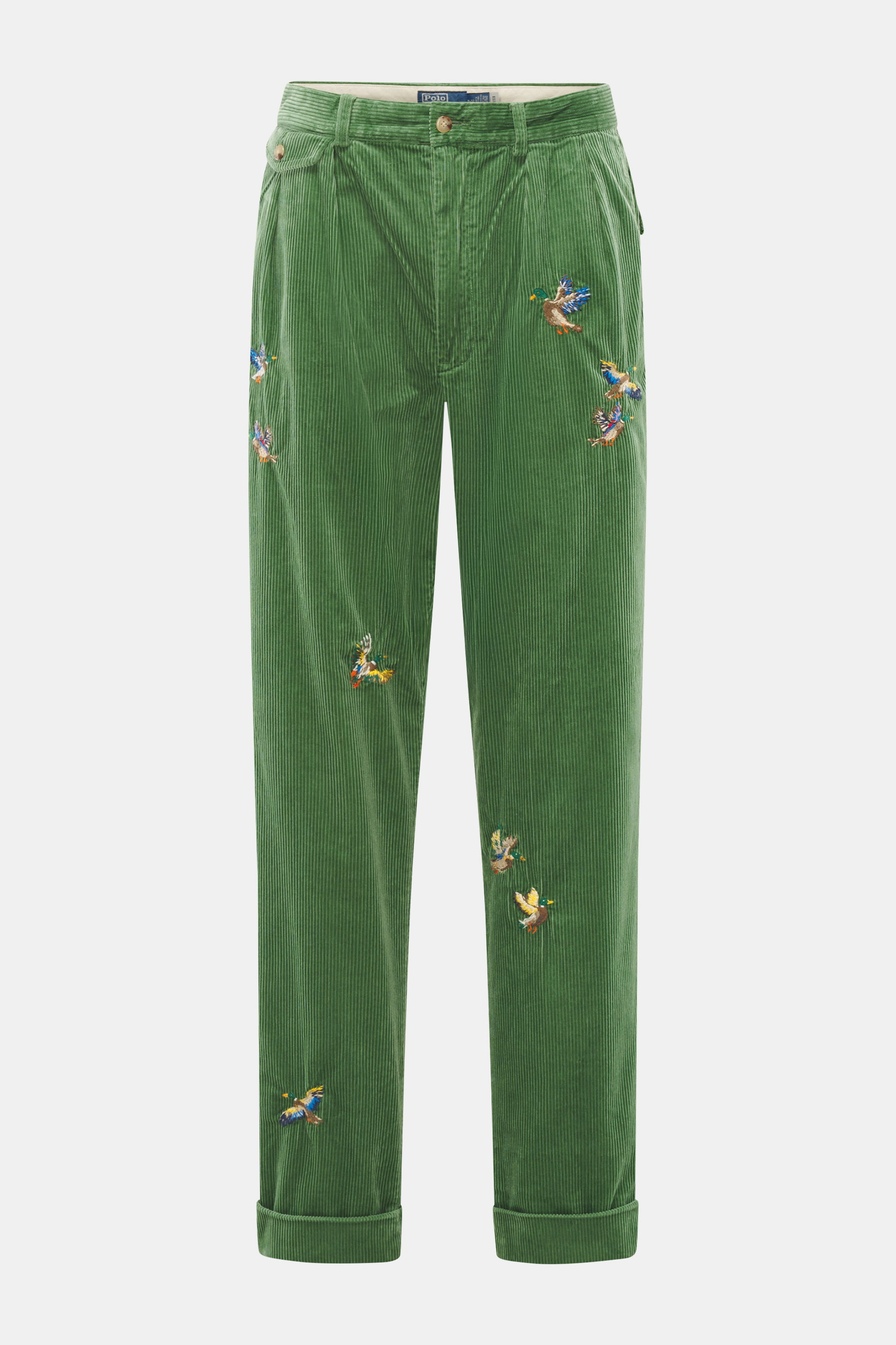 Polo Ralph Lauren Cordhose 'Whitman' grün, frontale Ansicht, Cord aus Baumwolle, softer Griff, Tapered Fit, Enten-Stitching, knöchellang, gerader Schnitt.