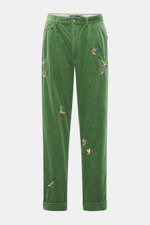 Polo Ralph Lauren Cordhose 'Whitman' grün, frontale Ansicht, Cord aus Baumwolle, softer Griff, Tapered Fit, Enten-Stitching, knöchellang, gerader Schnitt.