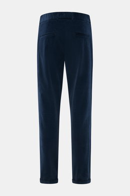 04651/ A trip in a bag Cordhose dunkelgrün, knöchellang, Slim Fit, aus Baumwoll-Cord mit Seersucker-Rückseite, Rückansicht mit Leistentaschen, Saumaufschlag.