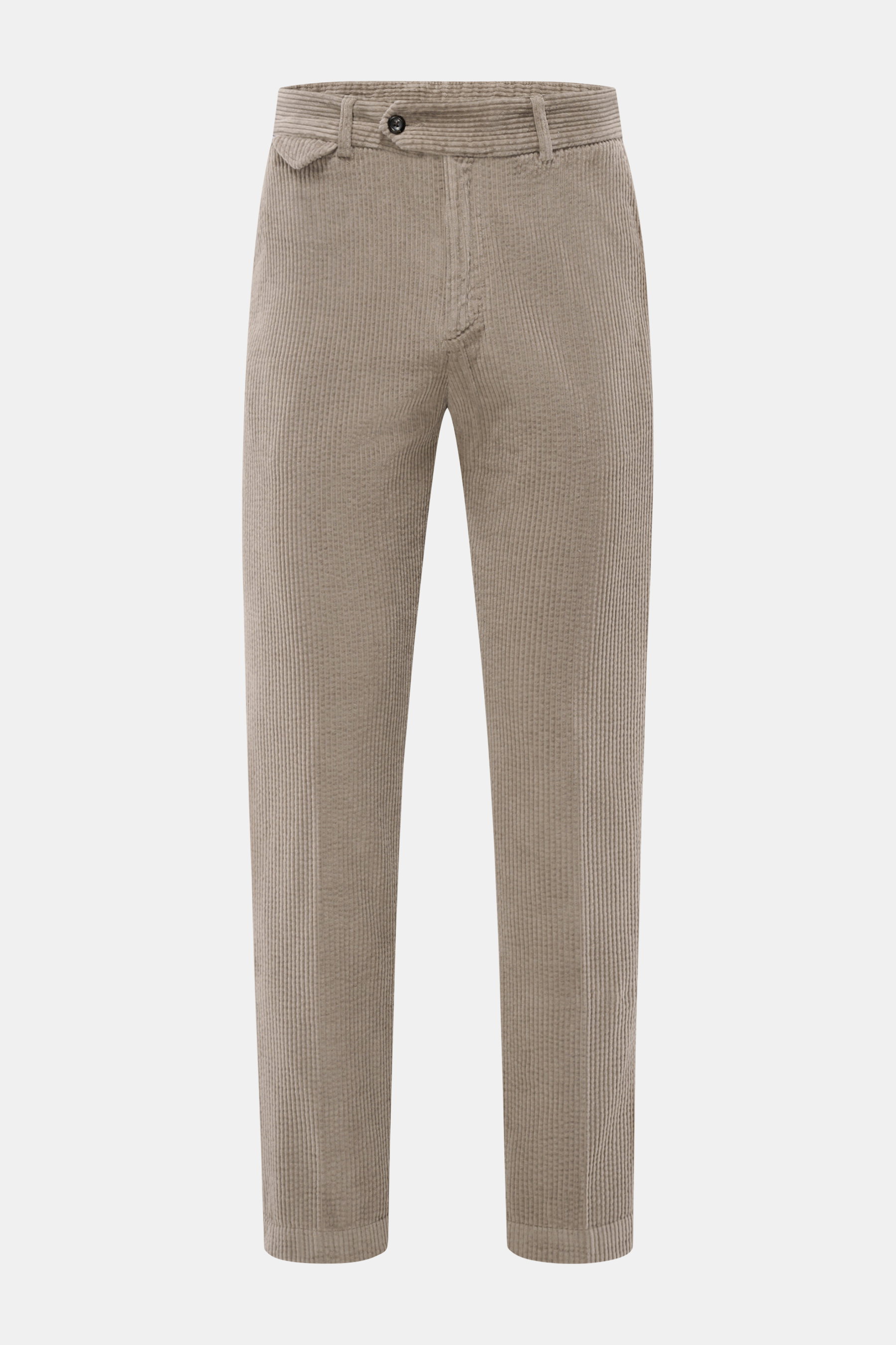 Frontansicht der 04651/ A trip in a bag Cordhose taupe aus softem Baumwoll-Cord mit weichem Griff, tapered Fit und Seersucker-Innenseite.