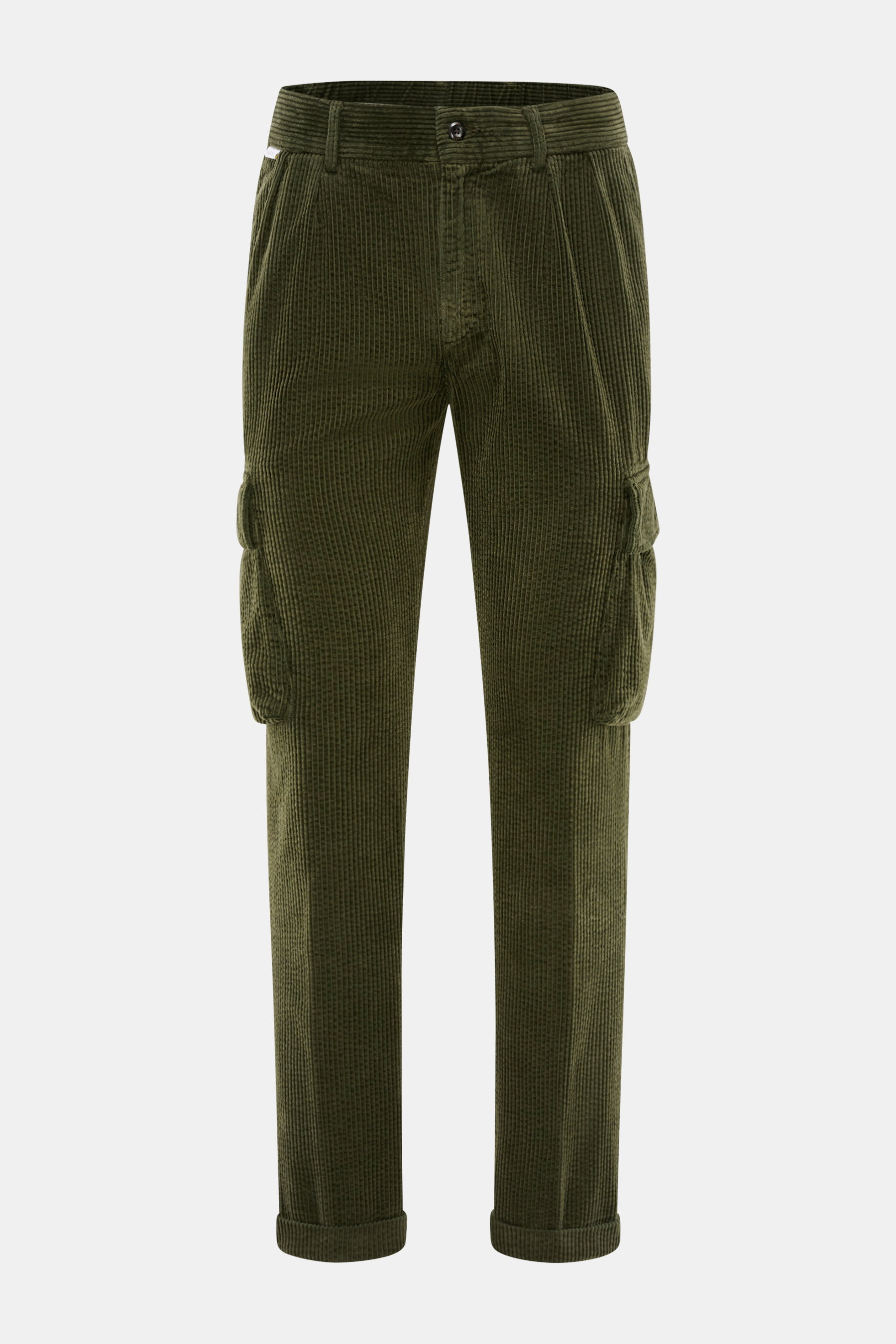Front view of 04651/ A trip in a bag Cord Cargo-Jogpants grün in slim fit green corduroy cotton with cargo pockets, elastic waistband, and cuffed hems.