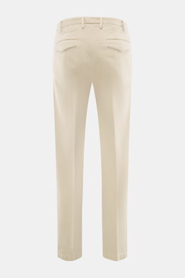 Michael Coal Cotton Pants Beige shown from the back, twill made of cotton, soft touch, tapered fit, regular thigh width, ankle length, narrowing, zipper and waistband hook, extended button tab, French pockets, back pockets with flap.