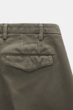 Close-up rear view of Michael Coal Cotton Pants grey green in twill cotton with soft touch, tapered fit, regular thigh width, ankle length, narrowing, zipper and waistband hook, extended button tab, French pockets, and back pockets with flap.
