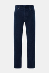 Stone Island Cordhose 'Micro Corduroy-Rinsed' navy, gerade geschnitten, Baumwollcord, Frontansicht, Button Fly, Five-Pocket-Stil, Kompass-Badge am Bund.