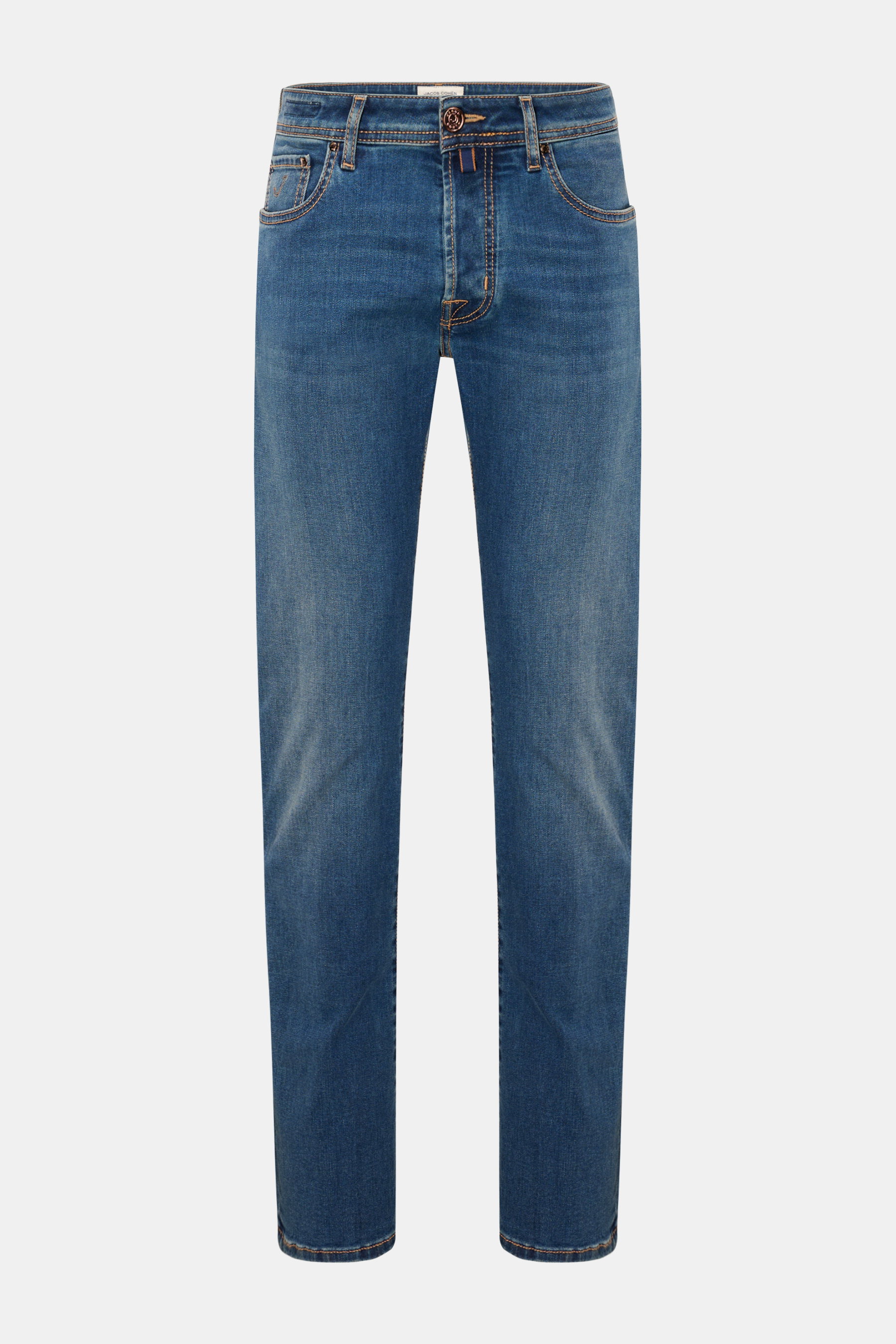Jacob Cohen Jeans 'Bard' dunkelblau im Slim Fit, frontale Nahaufnahme mit Button Fly, Five-Pocket-Stil, Used-Waschung, leicht stretchigem Denim.