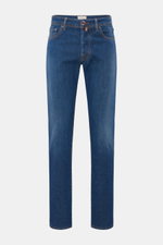 Front view of Jacob Cohen Jeans 'Bard' rauchblau in slim fit, elastic cotton denim with soft feel, light used wash, button fly, five-pocket style, coin pocket with initial, back pockets with stitching, and leather patch; modern luxury for everyday wear.