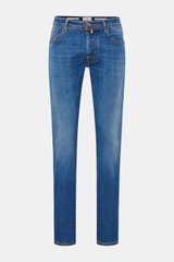 Jacob Cohen Jeans 'Bard LTD' blau, Slim Fit, frontale Ansicht, dezente Used-Waschung, Kalbfell-Patch, Five-Pocket, limitierte Edition mit Denim-Duft.