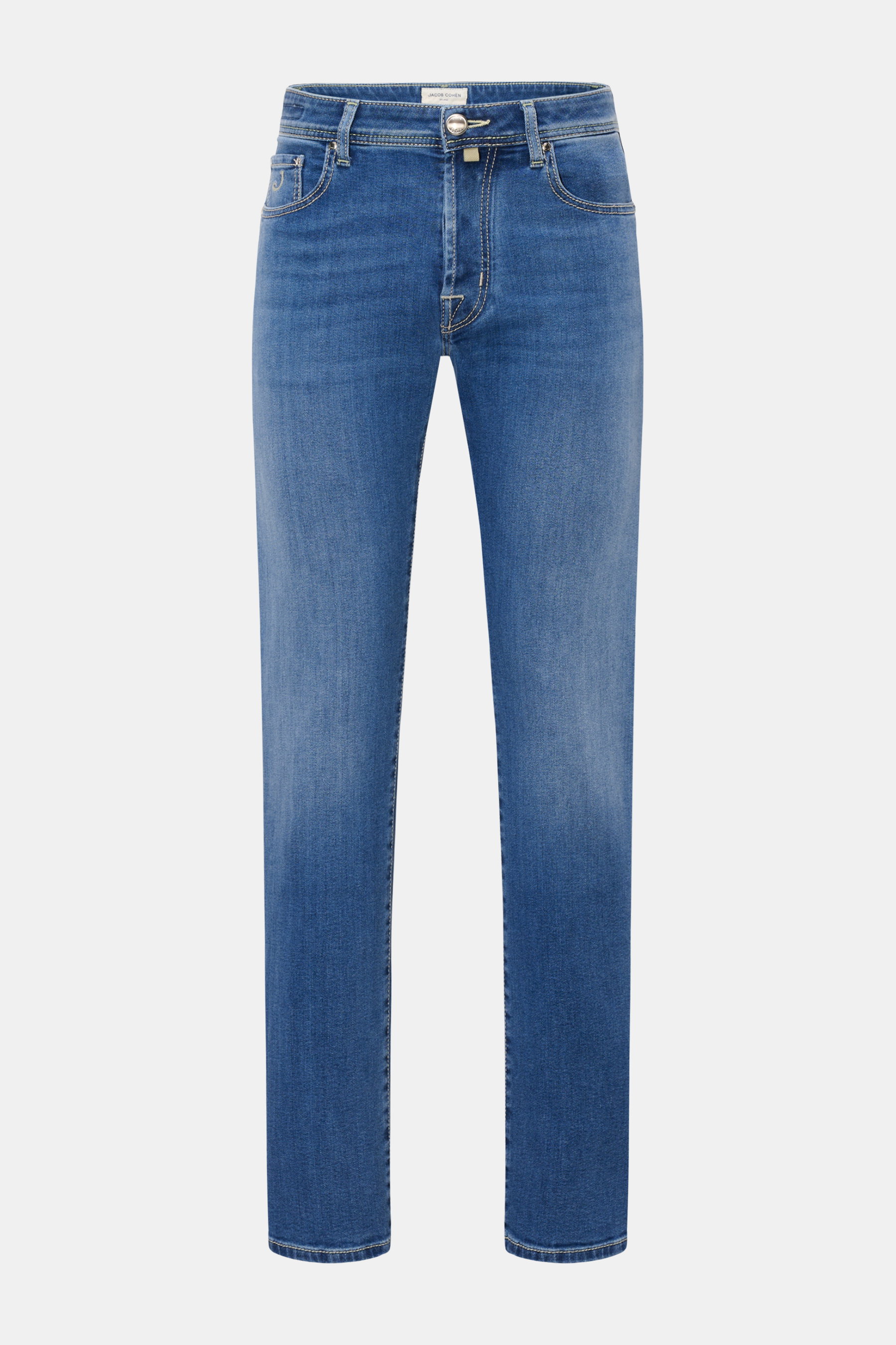 Jacob Cohen Jeans 'Bard' rauchblau, Slim Fit, leicht schmal zulaufend, Button Fly, Five-Pocket-Stil, softer Baumwolle-Lyocell-Denim.
