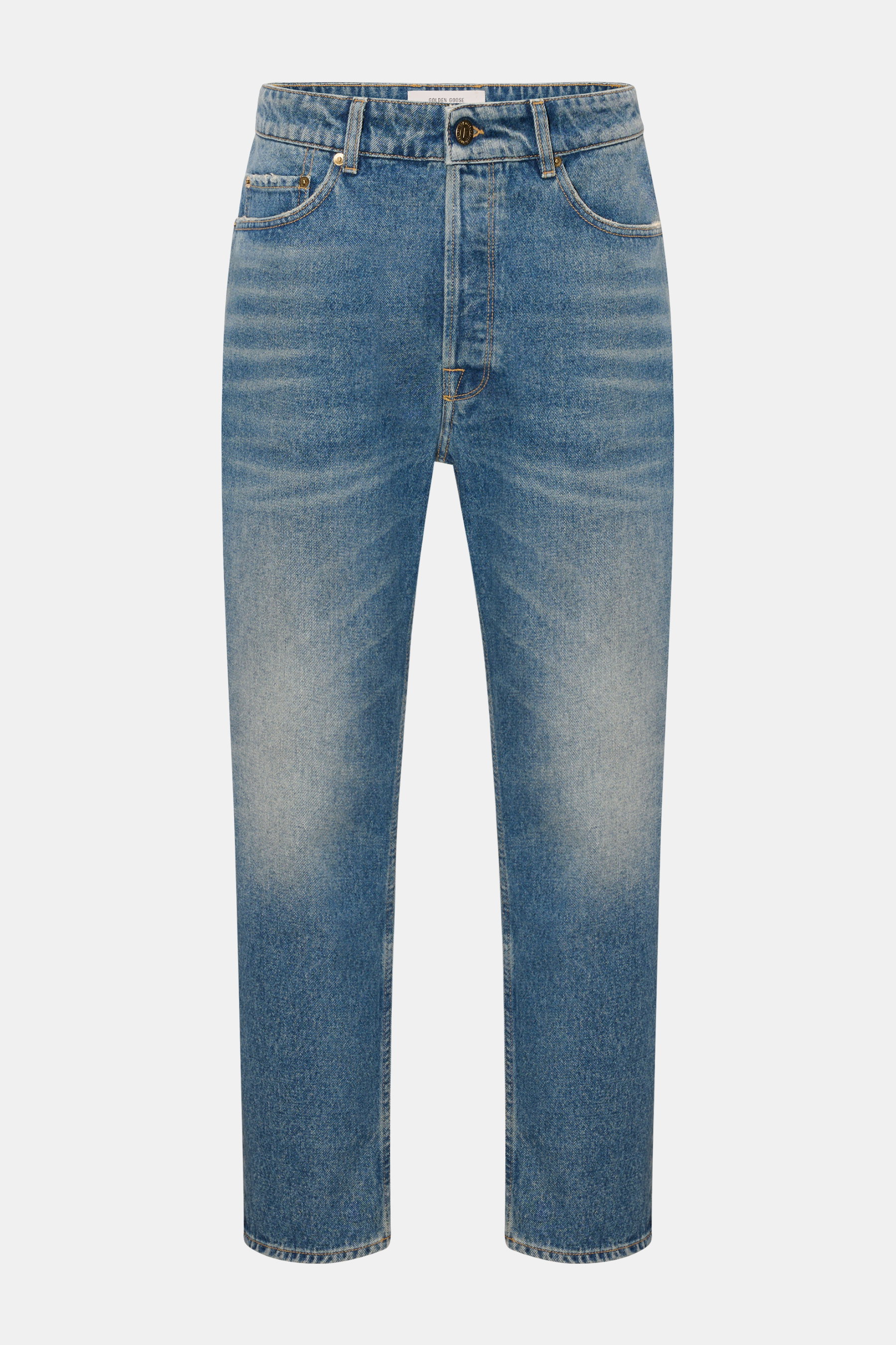Golden Goose Jeans 'Happy' rauchblau im Five-Pocket-Stil, Regular Fit, kurzer Schnitt mit Used-Waschung und Metall-Sternen, frontale Produktansicht.
