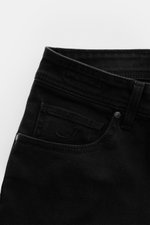 Jacob Cohen Jeans 'Nick' dunkelgrau, Frontdetail schmal zulaufend, Slim Fit, Denim aus Baumwolle und Microfaser, elastisch, weicher Griff, dezente Used-Waschung, Button Fly, Five-Pocket-Stil mit Münztasche und Initial, Gesäßtaschen mit Stitching, Leather 