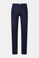 Jacob Cohen Jeans 'Bard' navy, Frontansicht, Slim Fit, schmal zulaufend, Denim aus Baumwolle, elastisch, weicher Griff, Button Fly, Five-Pocket-Stil, Münztasche mit Initial, Gesäßtaschen mit Stitching, Leather Patch in Ponyfell-Optik.