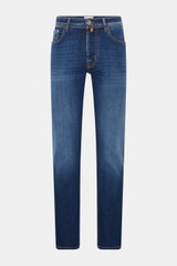Jacob Cohen Jeans 'Bard' blau, Slim Fit, elastischer Baumwoll-Denim mit softer Haptik, dezenter Used-Waschung, Button Fly, Frontansicht.