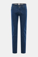 Jacob Cohen Jeans 'Bard LTD' dunkelblau, frontal fotografiert, Slim Fit, Selvedge-Denim, Kalbfell-Patch mit Nummer, dezente Used-Waschung, elastisch.