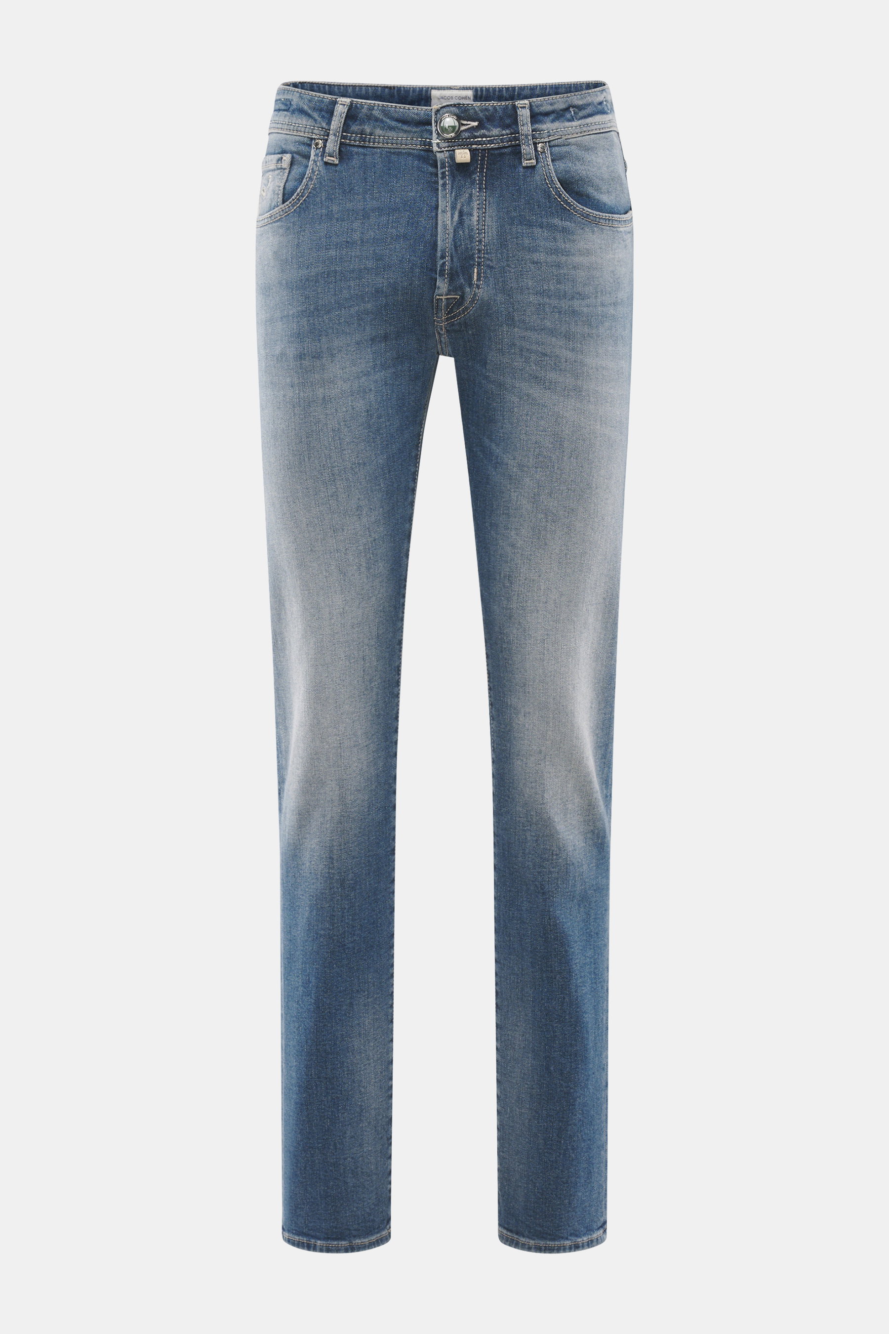 Frontansicht der Jacob Cohen Jeans 'Bard' graublau, Slim Fit, schmal zulaufend, aus leicht elastischem Baumwoll-Denim mit authentischer Waschung und Button Fly.