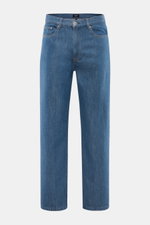 A.P.C. Jeans 'Jean Martin' blau, frontale Nahaufnahme, Regular Fit, gerader Schnitt, Five-Pocket-Stil, Zip Fly, kontrastfarbene Nähte, authentische Waschung.