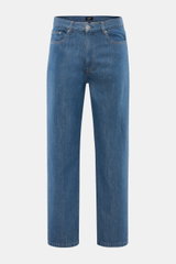 A.P.C. Jeans 'Jean Martin' blau, frontale Nahaufnahme, Regular Fit, gerader Schnitt, Five-Pocket-Stil, Zip Fly, kontrastfarbene Nähte, authentische Waschung.