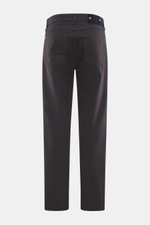 Stone Island Jeans 'Indigo Denim - Rinsed' dunkelblau shown from the back, straight fit with button fly, five-pocket style, compass badge on waistband, made of pure cotton denim. Urban classic in a modern silhouette, perfect for timeless city looks.