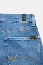 7 for all mankind Jeans 'Slimmy' blau, Detailaufnahme von hinten oben mit kleinem Weblabel, Five-Pocket, Stretch, Used-Waschung, Slim Fit