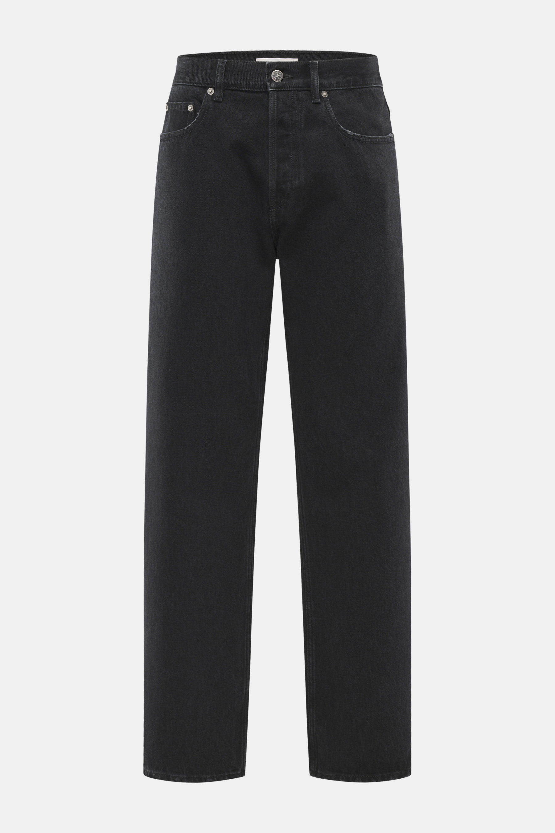 Golden Goose Jeans 'Skate' schwarz, Frontansicht, Denim aus reiner Baumwolle, weicher Griff, Used-Waschung, Loose Fit, kurzer Schnitt, Button-Fly, Five-Pocket-Stil, Metall-Stern-Patch.