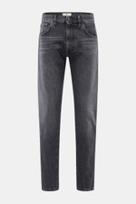PT Torino Denim Jeans 'Breakbeat' dunkelgrau, frontal fotografiert, Slim Fit, sehr schmal zulaufend, Denim aus reiner Baumwolle, weicher Griff, authentische Used-Waschung, Zip Fly, Five-Pocket-Stil, Leather Patch.