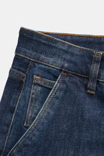 PT Torino Denim Jeans 'Indie' graublau, Detailaufnahme von Bund und Gesäßtasche, Slim Fit, leichte Used-Waschung, robuste Baumwolle, knöchellang.