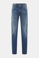 Incotex Jeans dunkelblau, frontal fotografiert, Slim Fit, leicht schmal zulaufend, Denim aus elastischer Baumwolle, Five-Pocket-Stil, Button Fly, Leather Patch, leicht griffige Haptik.