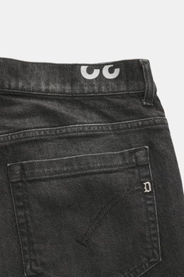 Dondup Jeans 'George' dunkelgrau, detailreiche Nahaufnahme von Bund und Gesäßtasche, elastischer Denim, weicher Griff, authentische Waschung, Five-Pocket-Stil.