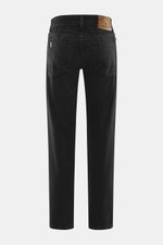The.Nim Standard Jeans 'Reed' schwarz in knöchellangem, geradem Tapered Fit aus hochwertigem japanischem Selvedge-Denim, Rückansicht mit Five-Pocket-Stil und Leather Patch.