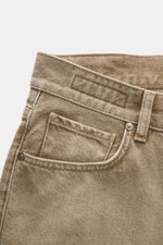 Close-up front perspective of Barmas Venezia Jeans 'Denver' light brown showing denim made from pure cotton, slightly grippy texture, Regular Fit, tapered, five-pocket style, button fly, and leather patch.