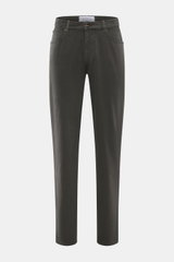 Front view of Barmas Venezia Jeans 'Denver' grey, denim made from cotton with cashmere, slightly elastic quality, soft touch, regular and tapered fit, five-pocket style, button fly, embossed leather patch.