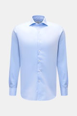 Gherardi Business Hemd Haifisch-Kragen hellblau, extra Slim Fit, Gabardine Baumwolle, glatter Griff, Sportmanschette, Frontansicht, gerundeter Saum.