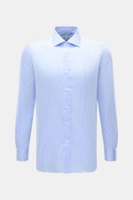 Borrelli Business Shirt 'Luciano' Shark Collar blue/white striped, front view, slim fit twill cotton with mother-of-pearl buttons, classic cuff, rounded hemline.