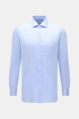 Borrelli Business Shirt 'Luciano' Shark Collar blue/white striped, front view, slim fit twill cotton with mother-of-pearl buttons, classic cuff, rounded hemline.