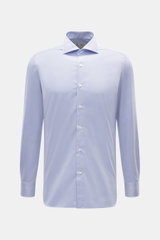 Borrelli Business Hemd 'Nando' Haifisch-Kragen rauchblau, frontale Nahaufnahme, Gabardine Baumwolle, Regular Fit, Perlmuttknöpfe, Sportmanschette, gerundeter Saum