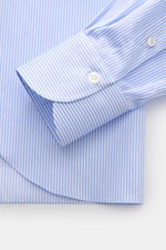 Finamore Business-Hemd 'Sergio Napoli' hellblau/weiß gestreift, Detailansicht Manschette, Twill aus Giza-Baumwolle, Haifisch-Kragen, Regular Fit.