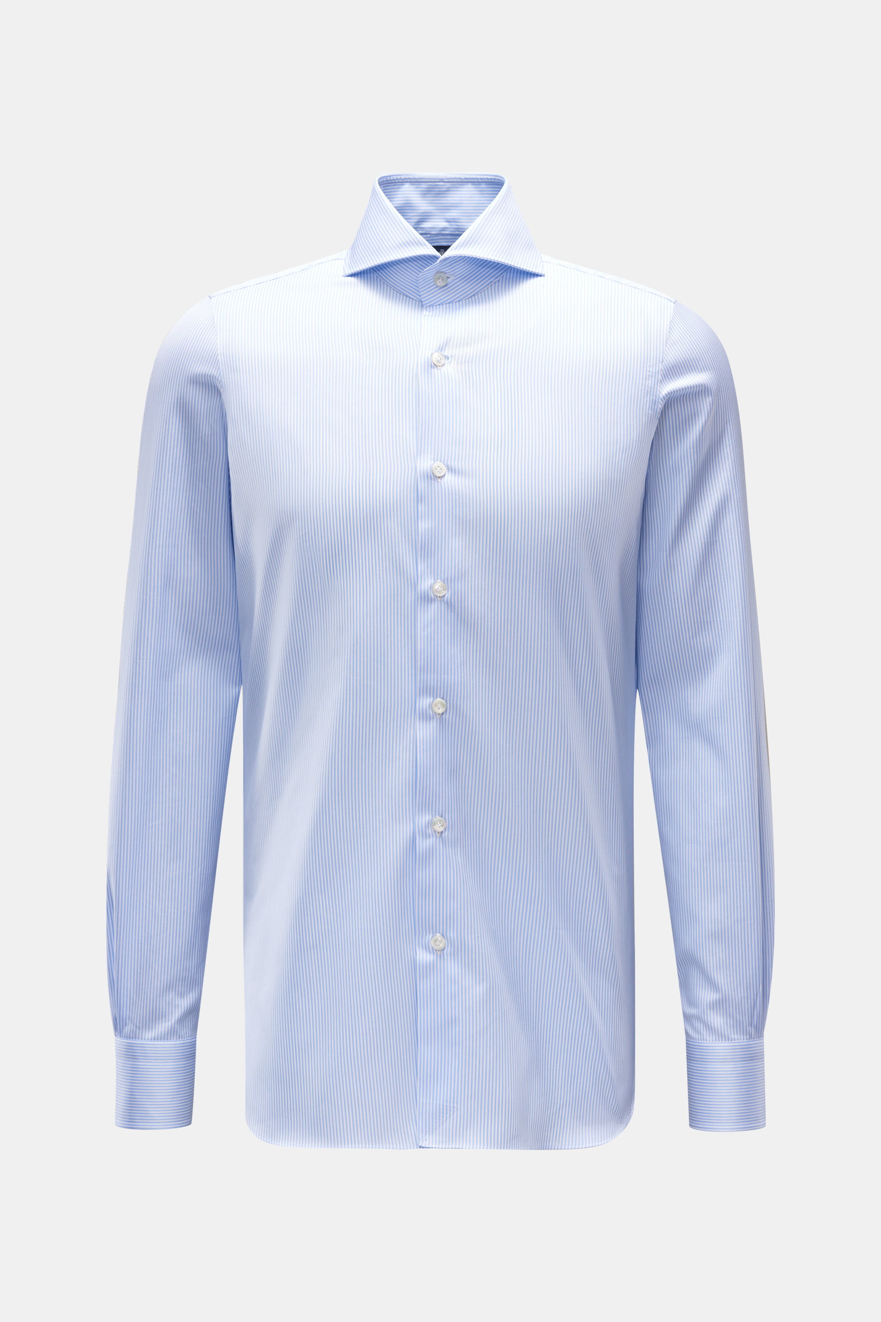 Front view of Finamore Business Shirt 'Sergio Napoli' Shark Collar Light Blue/White Striped, pure cotton twill, fine stripes, regular fit, extra long sleeves

<p>Timeless elegance for the office: The 'Sergio Napoli' shirt by FINAMORE combines refined styl
